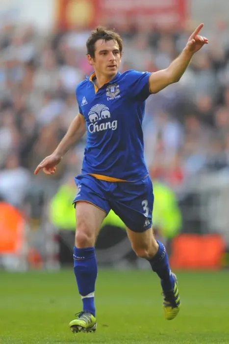 Framed Print : Leighton Baines Scores the Opener: Everton's Triumph at Swansea City (BPL 2012) Framed Print : Leighton Baines Scores the Opener: Everton's Triumph at Swansea City (BPL 2012)