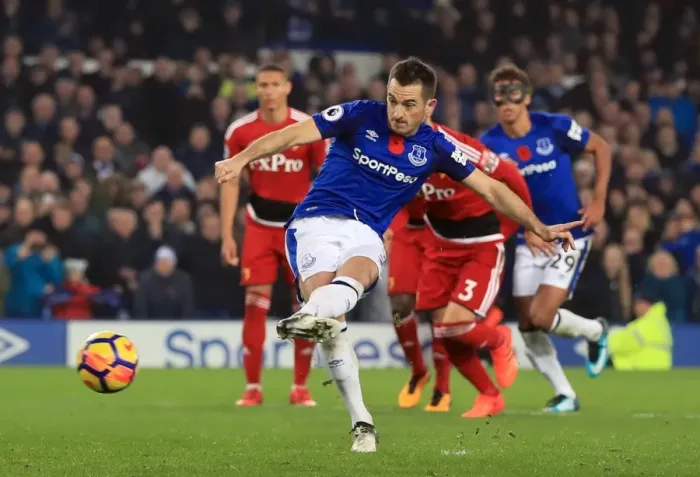 Framed Print : Leighton Baines Scores Penalty: Everton's Third Goal vs. Watford (Premier League 2017-18, Goodison Park) Framed Print : Leighton Baines Scores Penalty: Everton's Third Goal vs. Watford (Premier League 2017-18, Goodison Park)