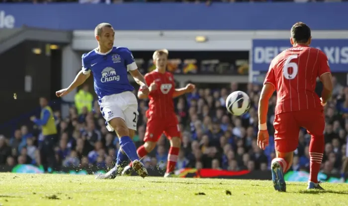 Framed Print : Leon Osman's Third Goal: Everton's Triumph Over Southampton (3-1) in Barclays Premier League at Goodison Park (29-09-2012)