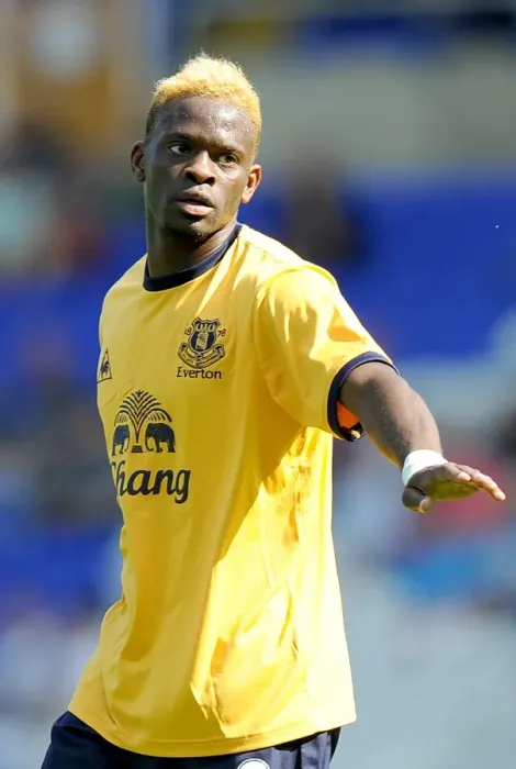 Framed Print : Louis Saha in Action: Everton vs Birmingham City (30 July 2011) Framed Print : Louis Saha in Action: Everton vs Birmingham City (30 July 2011)