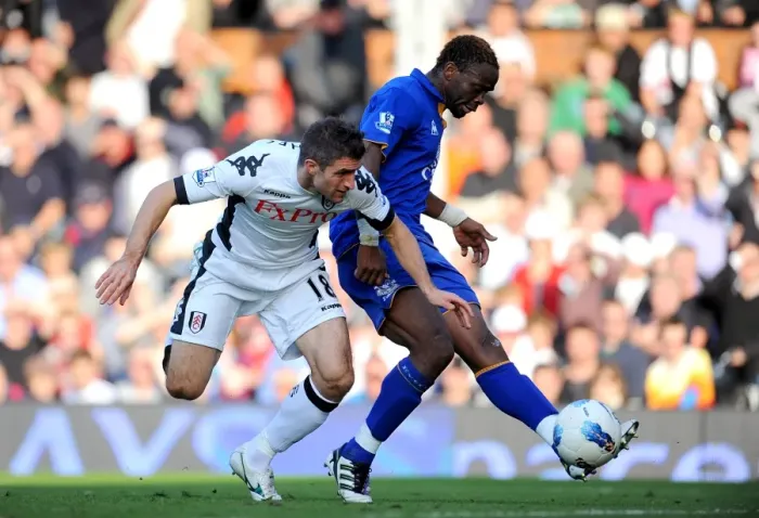 Framed Print : Louis Saha Scores Everton's Second Goal vs. Fulham (October 23, 2011) Framed Print : Louis Saha Scores Everton's Second Goal vs. Fulham (October 23, 2011)