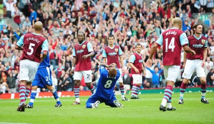 Framed Print : Louis Saha's Heartbreaking Penalty Miss: Burnley vs. Everton, Premier League - Turf Moor Framed Print : Louis Saha's Heartbreaking Penalty Miss: Burnley vs. Everton, Premier League - Turf Moor
