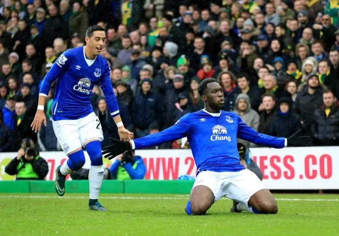 Framed Print : Lukaku Strikes: Everton's First Goal in Premier League Victory over Norwich City