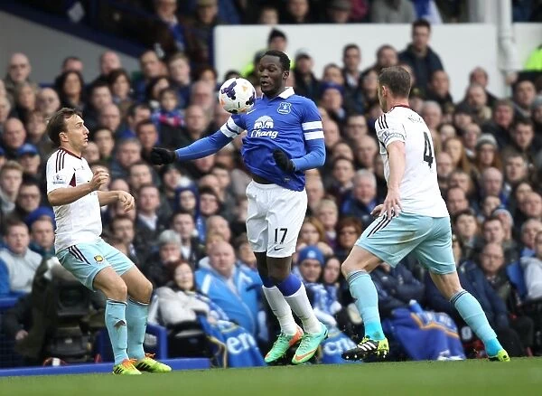 Lukaku's Lead: Everton's 1-0 Victory Over West Ham United in the Premier League (01-03-2014)