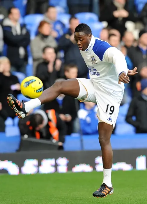 Framed Print : Magaye Gueye in Action: Everton vs. Blackburn Rovers, Premier League (21 January 2012, Goodison Park) Framed Print : Magaye Gueye in Action: Everton vs. Blackburn Rovers, Premier League (21 January 2012, Goodison Park)