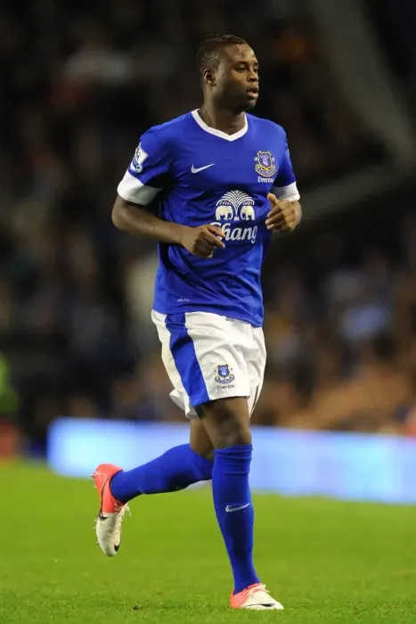 Framed Print : Magaye Gueye Shines in Everton's 5-0 Capital One Cup Victory over Leyton Orient