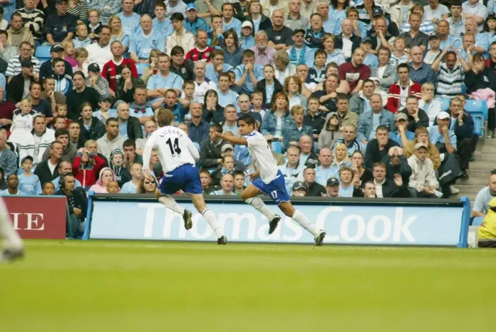 Framed Print : Manchester Derby: Tim Cahill's Goal Celebration at City of Manchester Stadium (Manchester City vs Everton, Barclays Premiership, September 11, 2004) Framed Print : Manchester Derby: Tim Cahill's Goal Celebration at City of Manchester Stadium (Manchester City vs Everton, Barclays Premiership, September 11, 2004)