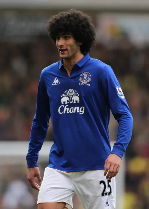 Framed Print : Marouane Fellaini in Action: Everton vs. Norwich City, Barclays Premier League (07 April 2012, Carrow Road)