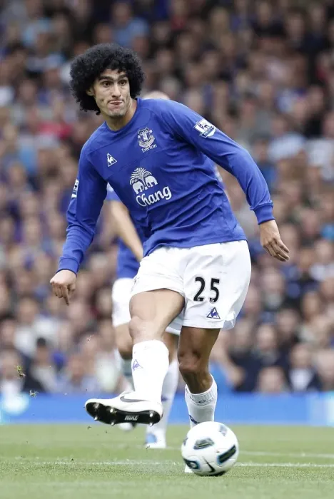Framed Print : Marouane Fellaini in Action: Everton vs Manchester United, Barclays Premier League, Goodison Park (September 11, 2010) Framed Print : Marouane Fellaini in Action: Everton vs Manchester United, Barclays Premier League, Goodison Park (September 11, 2010)