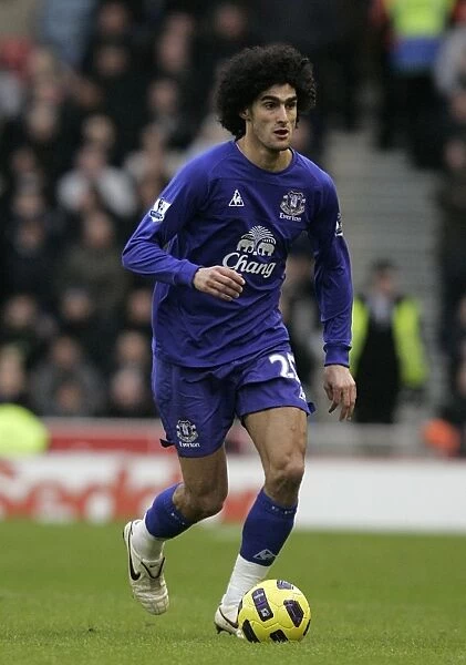 Marouane Fellaini in Action: Everton vs Stoke City, Barclays Premier League, Britannia Stadium (01.01.2011)