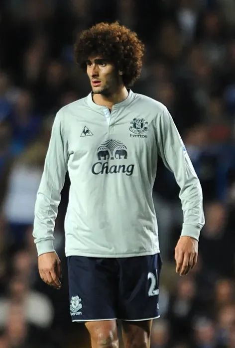 Framed Print : Marouane Fellaini: Everton's Midfield Maestro Battles at Stamford Bridge (15 October 2011, Barclays Premier League) Framed Print : Marouane Fellaini: Everton's Midfield Maestro Battles at Stamford Bridge (15 October 2011, Barclays Premier League)