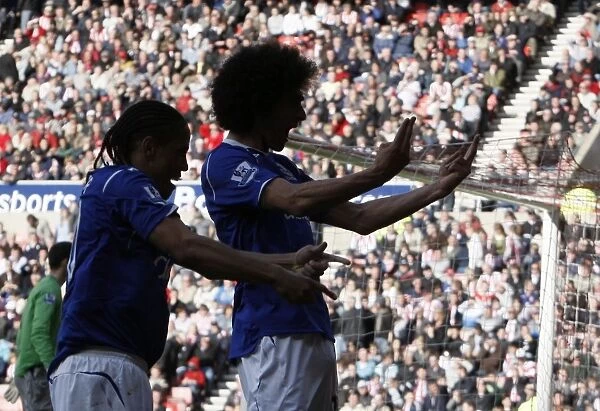Marouane Fellaini Scores Everton's Second Goal vs Sunderland in 08 / 09 Premier League