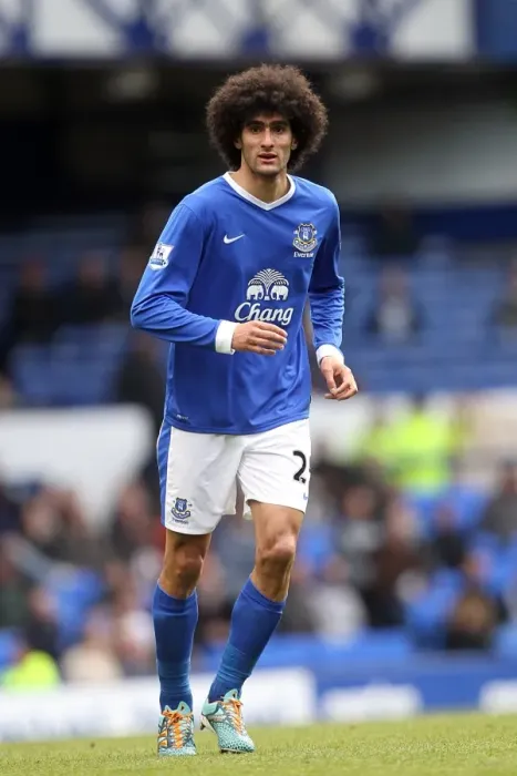 Framed Print : Marouane Fellaini's Stunner: Everton's 1-0 Win Over Fulham (Premier League, 27-04-2013) Framed Print : Marouane Fellaini's Stunner: Everton's 1-0 Win Over Fulham (Premier League, 27-04-2013)