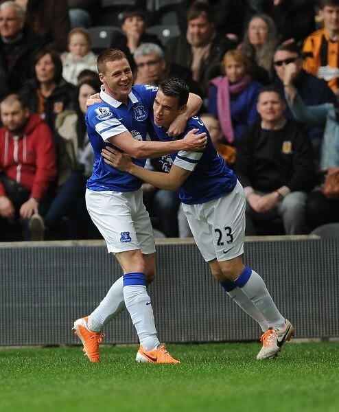 McCarthy and Coleman's Celebration: Everton's First Goal in Hull City Rout (11-05-2014)