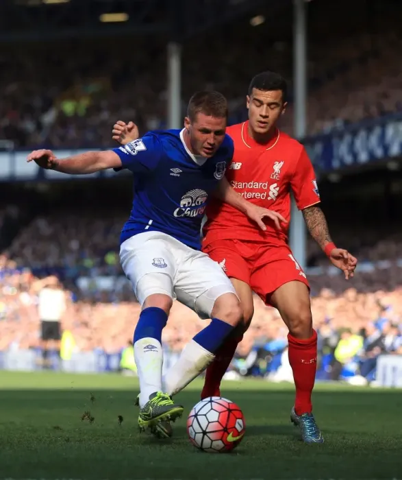 Framed Print : McCarthy vs. Coutinho: A Fight for Control in the Merseyside Derby at Goodison Park Framed Print : McCarthy vs. Coutinho: A Fight for Control in the Merseyside Derby at Goodison Park