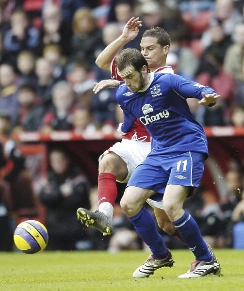 McFadden's Defiant Stand: James McFadden vs. Luke Young - Everton Football Club