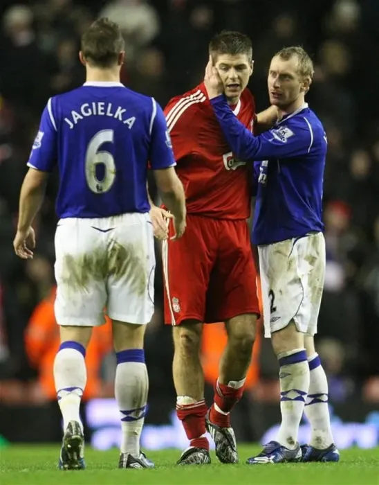  : Merseyside Derby: Liverpool vs. Everton - Season 08-09: The Epic Rivalry