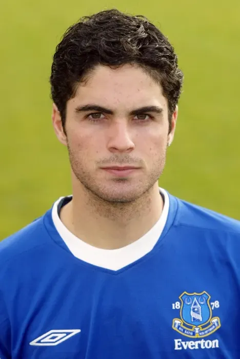 Framed Print : Mikel Arteta: Everton's Former Midfield Maestro Framed Print : Mikel Arteta: Everton's Former Midfield Maestro