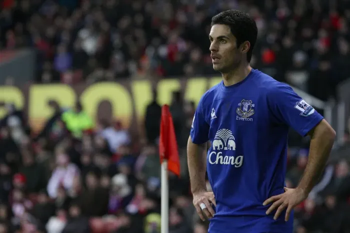 Framed Print : Mikel Arteta Leads Everton in BPL Clash against Stoke City at Britannia Stadium (01.01.2011) Framed Print : Mikel Arteta Leads Everton in BPL Clash against Stoke City at Britannia Stadium (01.01.2011)