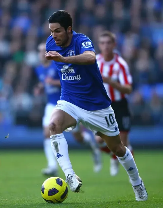 Framed Print : Mikel Arteta Leads Everton at Goodison Park: Everton v Sunderland, Barclays Premier League (26 February 2011) Framed Print : Mikel Arteta Leads Everton at Goodison Park: Everton v Sunderland, Barclays Premier League (26 February 2011)