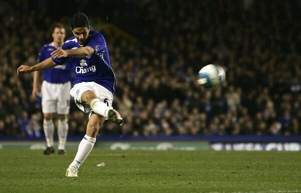Mikel Arteta Takes Dramatic Free Kick for Everton in UEFA Cup Clash vs Fiorentina at Goodison Park (2008)