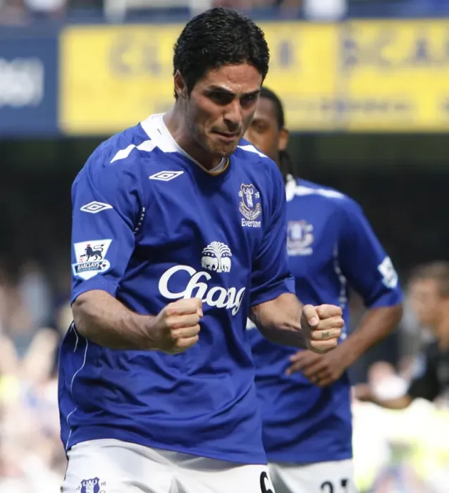 Framed Print : Mikel Arteta's Dramatic Penalty: Everton's Thrilling Victory Over Portsmouth (5 / 5 / 07) Framed Print : Mikel Arteta's Dramatic Penalty: Everton's Thrilling Victory Over Portsmouth (5 / 5 / 07)