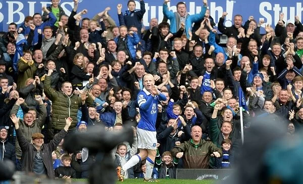 Naismith's Thriller: Everton's 3-0 Triumph Over Arsenal (Barclays Premier League, 06-04-2014)