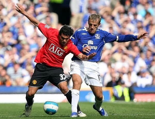 Neville vs Tevez: A Premier League Rivalry - Everton vs Manchester United, 2007