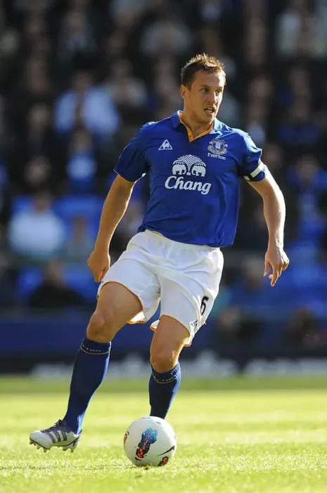 Framed Print : Phil Jagielka in Action: Everton vs Wigan Athletic, Barclays Premier League, Goodison Park (September 17, 2011) Framed Print : Phil Jagielka in Action: Everton vs Wigan Athletic, Barclays Premier League, Goodison Park (September 17, 2011)