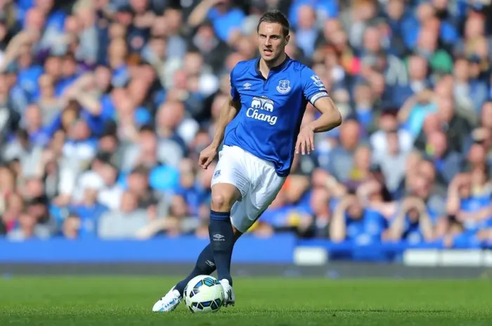 Framed Print : Phil Jagielka at Goodison Park: Everton vs Southampton, Barclays Premier League Framed Print : Phil Jagielka at Goodison Park: Everton vs Southampton, Barclays Premier League