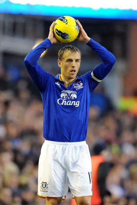 Framed Print : Phil Neville in Action: Everton vs. Blackburn Rovers, Premier League, Goodison Park (21 January 2012) Framed Print : Phil Neville in Action: Everton vs. Blackburn Rovers, Premier League, Goodison Park (21 January 2012)