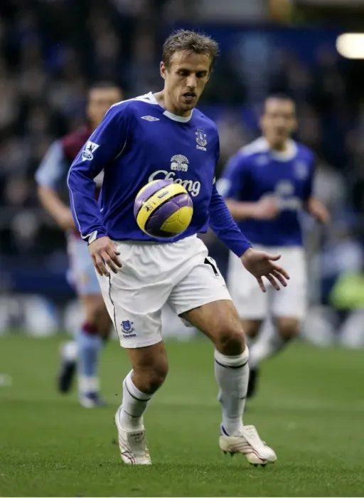 Framed Print : Phil Neville in Action: Everton vs Aston Villa Framed Print : Phil Neville in Action: Everton vs Aston Villa