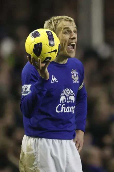 Framed Print : Phil Neville at Goodison Park: Everton vs. West Ham United - Barclays Premier League (22 January 2011) Framed Print : Phil Neville at Goodison Park: Everton vs. West Ham United - Barclays Premier League (22 January 2011)