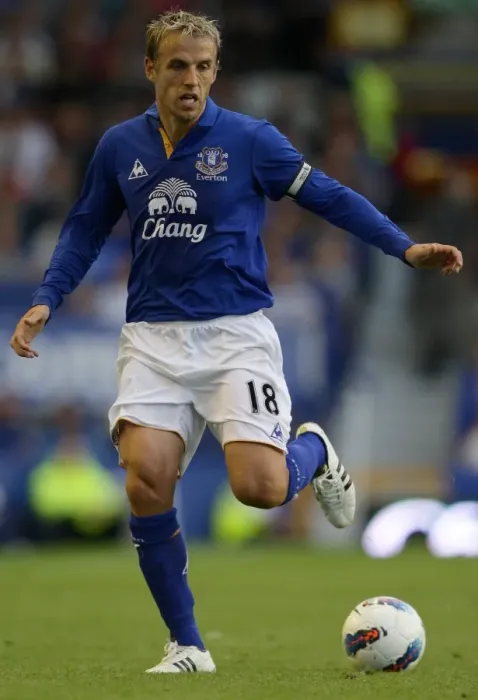 Framed Print : Phil Neville Leads Everton in Pre-Season Clash Against Villarreal at Goodison Park (August 2011)
