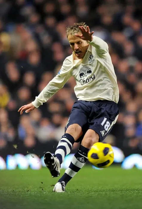 Framed Print : Phil Neville vs. Chelsea: Tense Face-Off at Stamford Bridge (4 December 2010, Premier League)