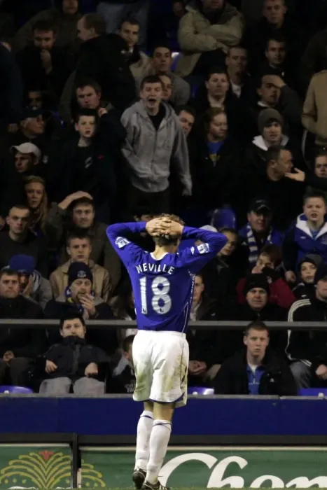 Framed Print : Phil Neville's Disappointment: Everton v Chelsea, Premier League, 17 / 04 / 08 Framed Print : Phil Neville's Disappointment: Everton v Chelsea, Premier League, 17 / 04 / 08