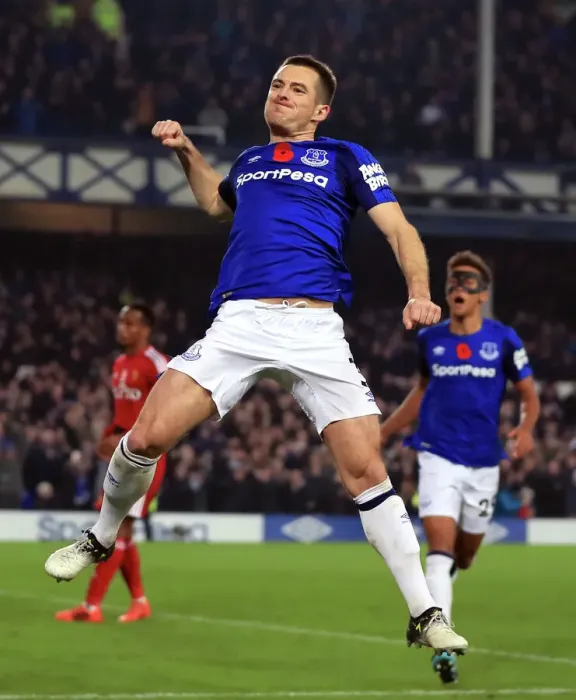Framed Print : Premier League - Everton v Watford - Goodison Park Framed Print : Premier League - Everton v Watford - Goodison Park
