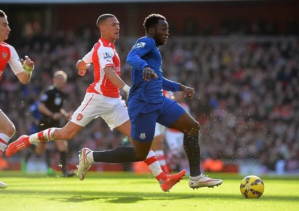 Premier League Showdown: Gibbs Chases Lukaku at Emirates Stadium - Arsenal vs. Everton