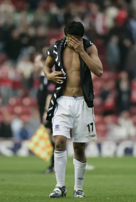 Framed Print : The Riverside Stadium - Tim Cahill of Everton looks dejected at fulltime Framed Print : The Riverside Stadium - Tim Cahill of Everton looks dejected at fulltime