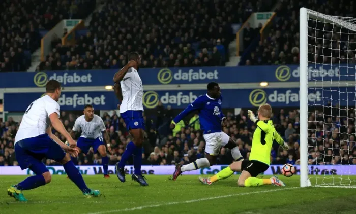 Framed Print : Romelu Lukaku Scores First Goal: Everton vs Leicester City in Emirates FA Cup Third Round at Goodison Park
