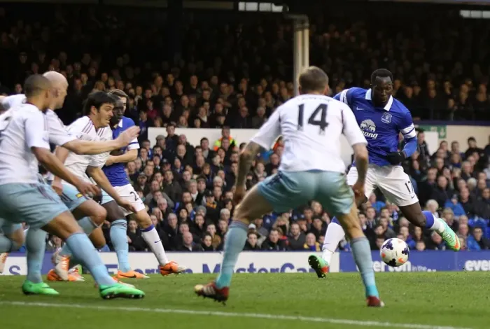 Framed Print : Romelu Lukaku Scores the Opening Goal: Everton 1-0 West Ham United (BPL, Goodison Park, 01-03-2014) Framed Print : Romelu Lukaku Scores the Opening Goal: Everton 1-0 West Ham United (BPL, Goodison Park, 01-03-2014)