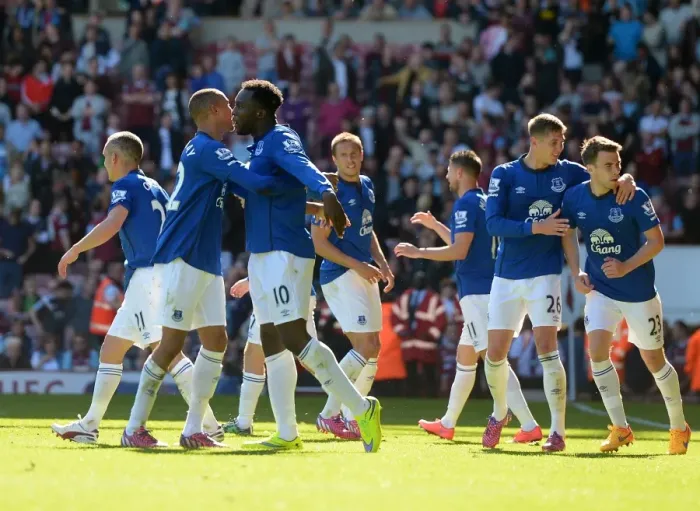 Framed Print : Romelu Lukaku Scores His Second Goal: Everton's Victory at West Ham United, Barclays Premier League Framed Print : Romelu Lukaku Scores His Second Goal: Everton's Victory at West Ham United, Barclays Premier League