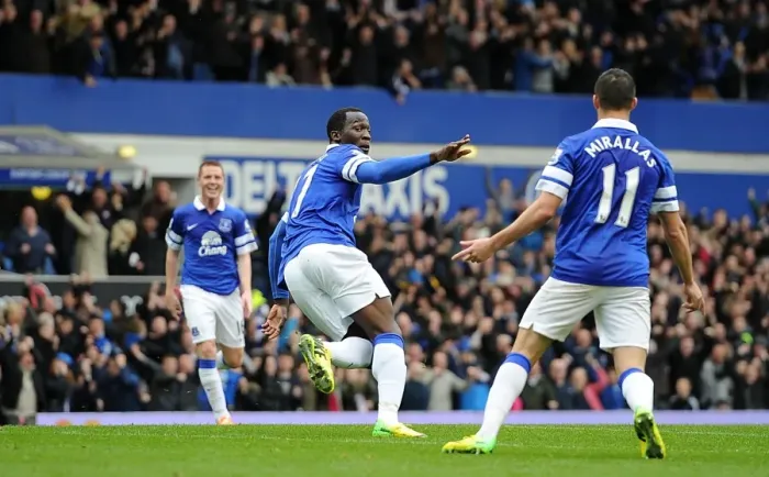 Framed Print : Romelu Lukaku's Double: Everton's Triumph over Arsenal (3-0) in the Barclays Premier League (06-04-2014) Framed Print : Romelu Lukaku's Double: Everton's Triumph over Arsenal (3-0) in the Barclays Premier League (06-04-2014)