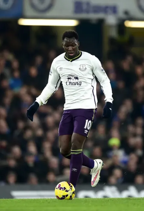 Framed Print : Romelu Lukaku's Return: Chelsea vs. Everton, Premier League Showdown at Stamford Bridge Framed Print : Romelu Lukaku's Return: Chelsea vs. Everton, Premier League Showdown at Stamford Bridge