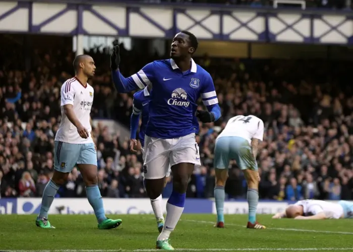 Framed Print : Romelu Lukaku's Strike: Everton's 1-0 Victory Over West Ham United (01-03-2014)