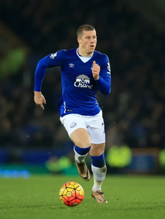 Framed Print : Ross Barkley in Action: Everton vs. Tottenham Hotspur, Premier League Showdown at Goodison Park Framed Print : Ross Barkley in Action: Everton vs. Tottenham Hotspur, Premier League Showdown at Goodison Park