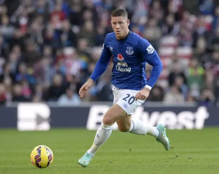 Framed Print : Ross Barkley in Action: Everton vs Sunderland, Premier League Rivalry Framed Print : Ross Barkley in Action: Everton vs Sunderland, Premier League Rivalry