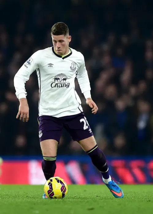 Framed Print : Ross Barkley Returns: Chelsea vs. Everton, Premier League Showdown at Stamford Bridge Framed Print : Ross Barkley Returns: Chelsea vs. Everton, Premier League Showdown at Stamford Bridge