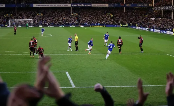 Framed Print : Ross Barkley's Stunner: Everton's FA Cup Triumph Over Queens Park Rangers (4-0) Framed Print : Ross Barkley's Stunner: Everton's FA Cup Triumph Over Queens Park Rangers (4-0)