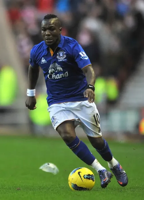 Framed Print : Royston Drenthe in Action: Everton vs. Sunderland, Premier League (December 26, 2011) Framed Print : Royston Drenthe in Action: Everton vs. Sunderland, Premier League (December 26, 2011)